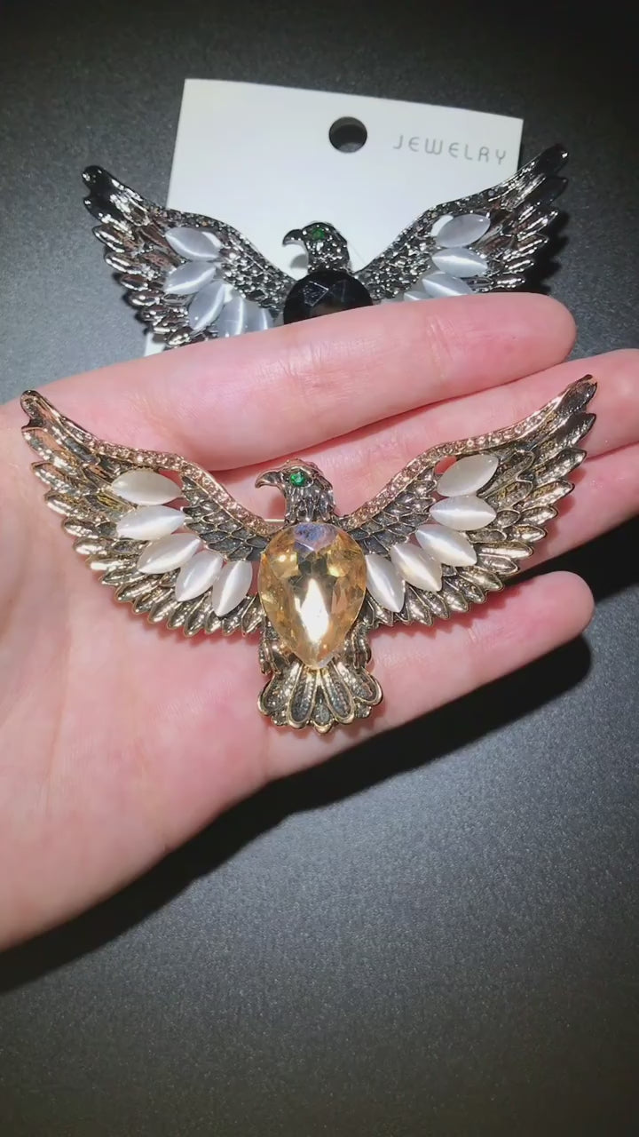 Eagle Brooch with Outstretched Wings | Black or Yellow Center Stone